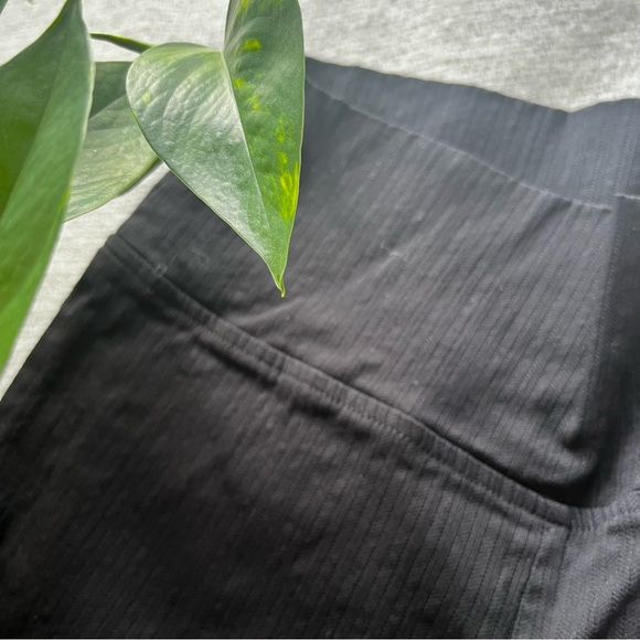 Reitmans Flowy Stretchy Pants - Picture 4 of 4